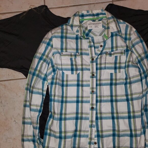 Tops - 2/1 Large Casual Tops ~~ EUC